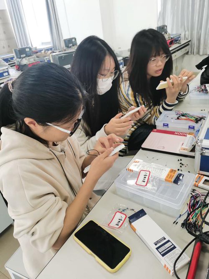 电子技术服务